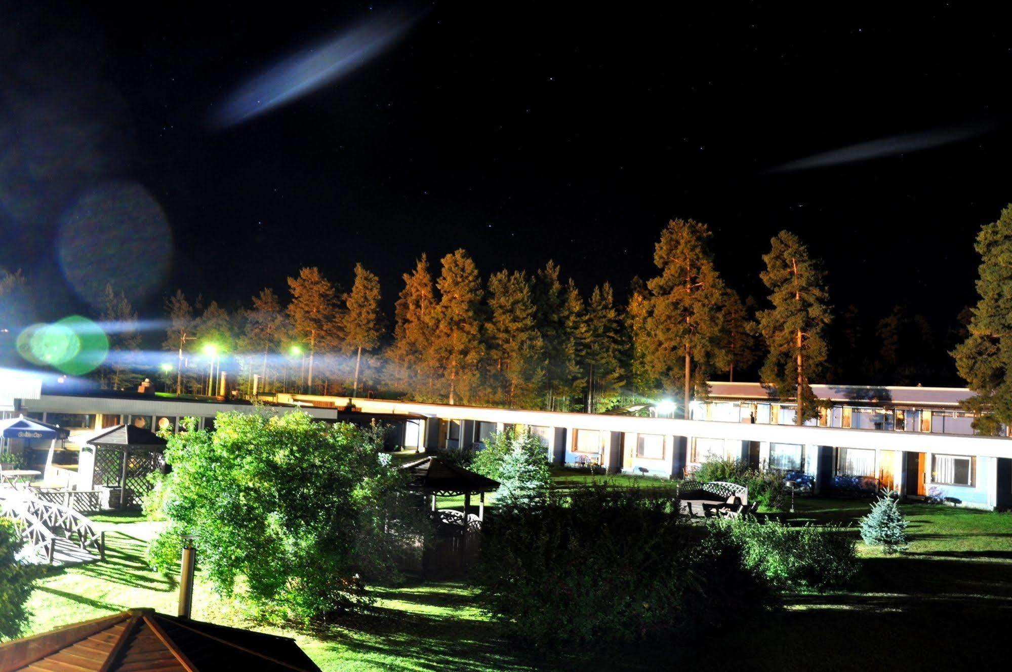 Hotelli Hiittenharju Harjavalta ภายนอก รูปภาพ